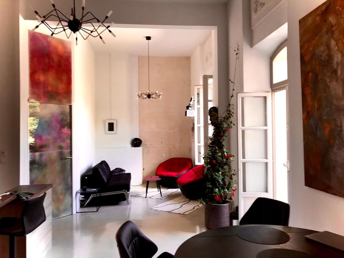 Appartement A La Roquette, Dans L'Hotel De Divonne, Classe. Arles Exteriér fotografie