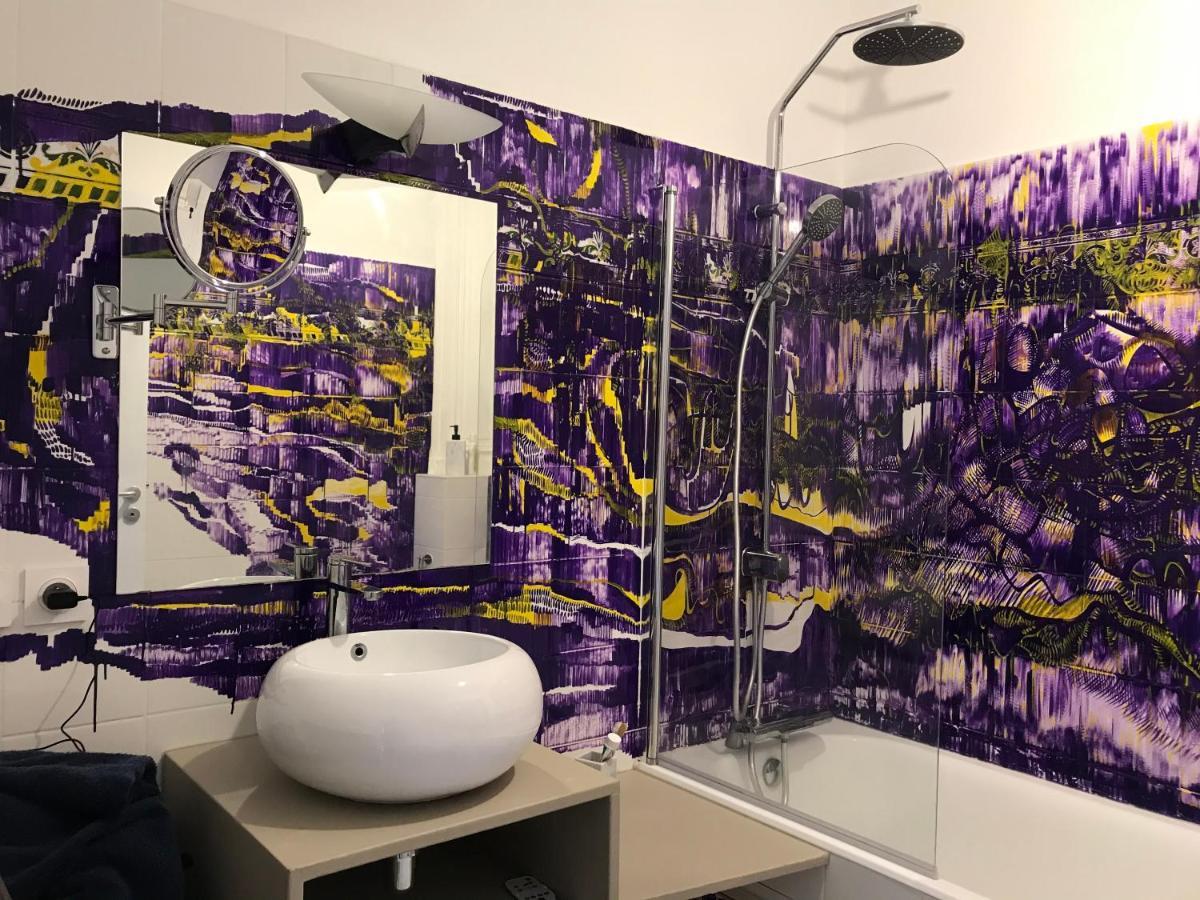 Appartement A La Roquette, Dans L'Hotel De Divonne, Classe. Arles Exteriér fotografie